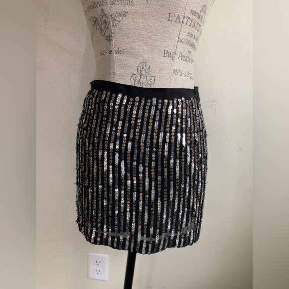 THEORY sequin 100% silk mini skirt sz 2 party evening event formal lined - Picture 5 of 16